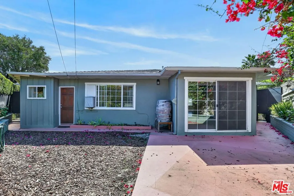 5551 Arch Crest Drive Los Angeles, CA 90043