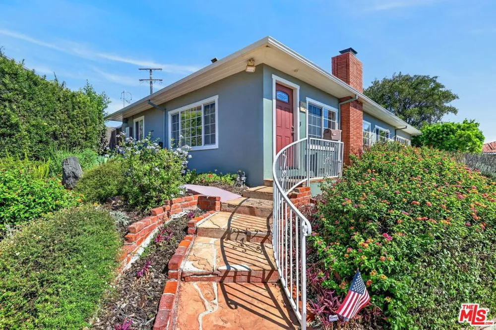 5551 Arch Crest Drive Los Angeles, CA 90043