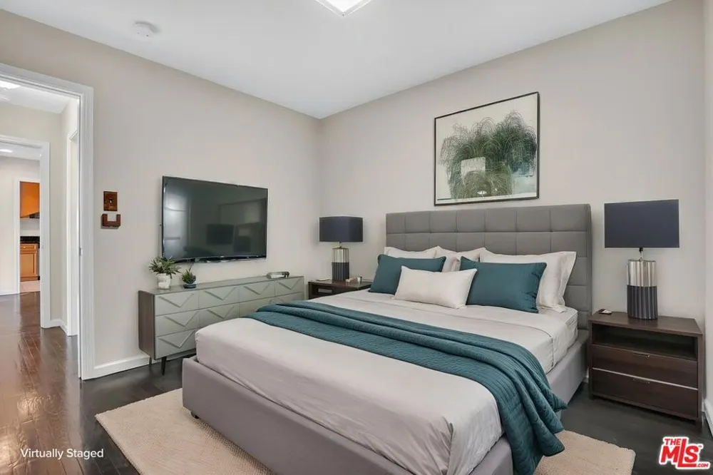 5551 Arch Crest Drive Los Angeles, CA 90043