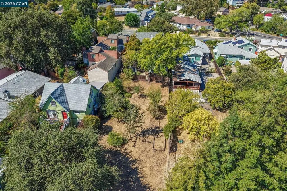 2180 Hillside Ave Walnut Creek, CA 94597