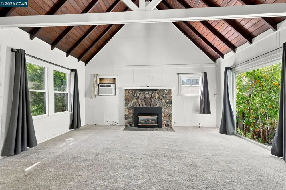 2180 Hillside Ave Walnut Creek, CA 94597