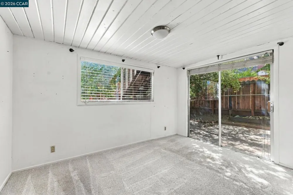 2180 Hillside Ave Walnut Creek, CA 94597