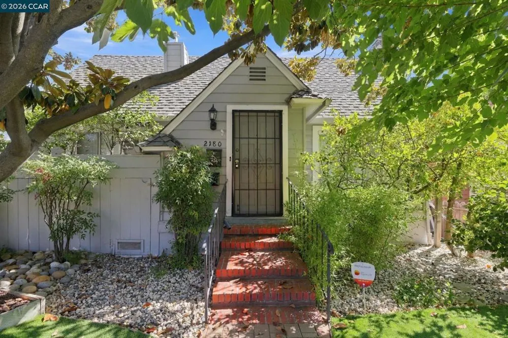 2180 Hillside Ave Walnut Creek, CA 94597