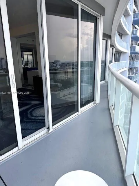 3101 Bayshore Dr #1208 Fort Lauderdale, FL 33304