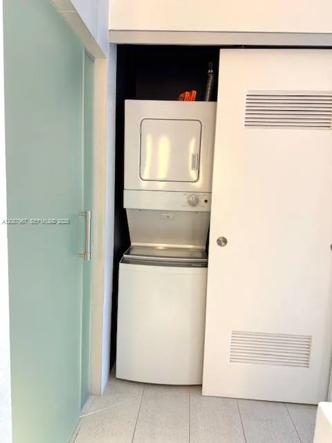 3101 Bayshore Dr #1208 Fort Lauderdale, FL 33304