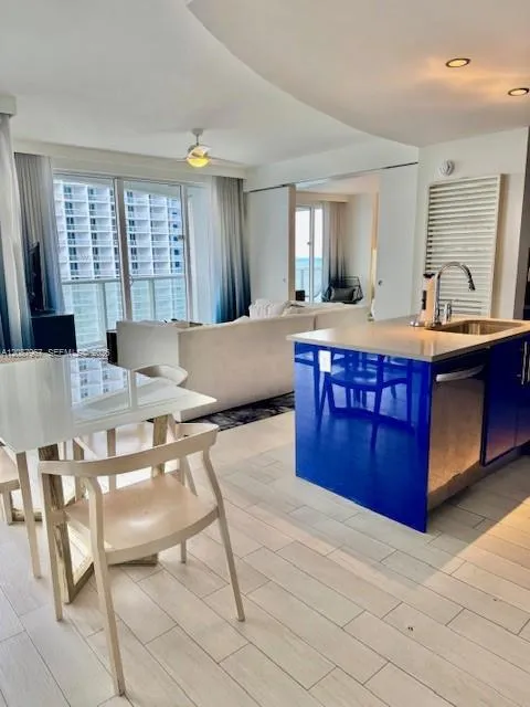 3101 Bayshore Dr #1208 Fort Lauderdale, FL 33304
