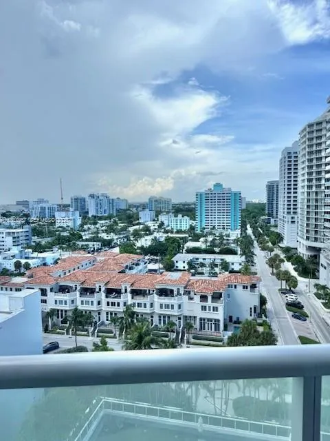 3101 Bayshore Dr #1208 Fort Lauderdale, FL 33304