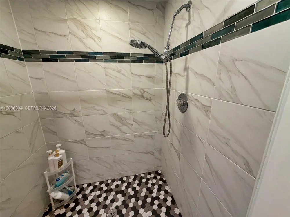 8460 Shadow Ct #1-4 Coral Springs, FL 33071