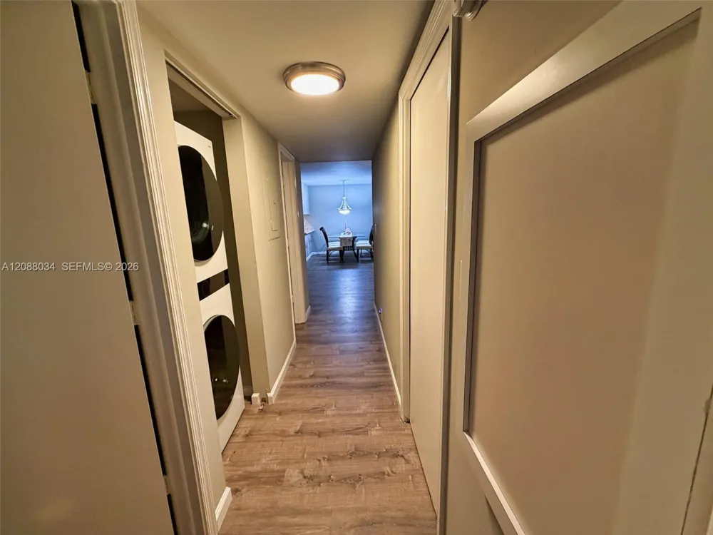 8460 Shadow Ct #1-4 Coral Springs, FL 33071