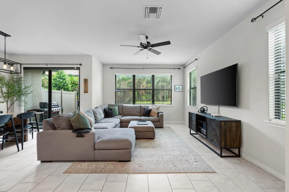 8221 Cinch Way Lake Worth, FL 33467