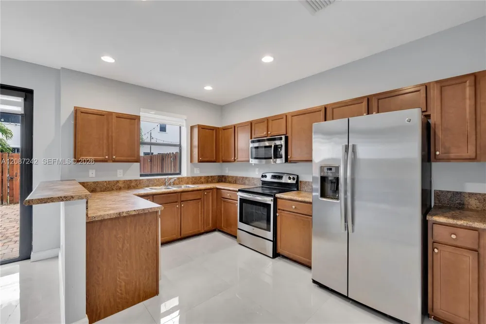 17531 SW 153rd Path Miami, FL 33187