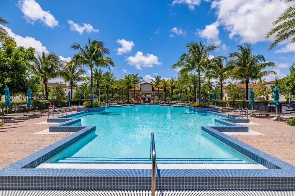 17531 SW 153rd Path Miami, FL 33187