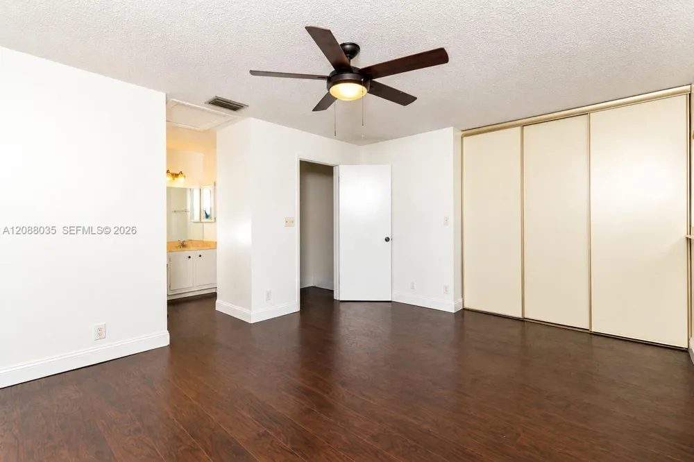 4755 NW 30th St Coconut Creek, FL 33063