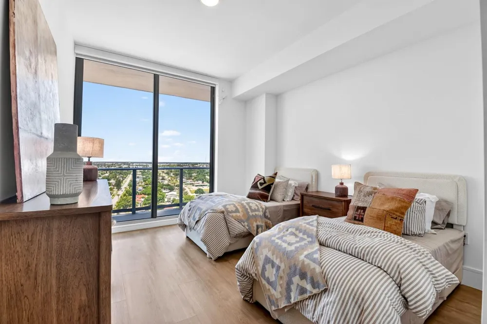 220 Lake Shore Drive #1708 Lake Park, FL 33403