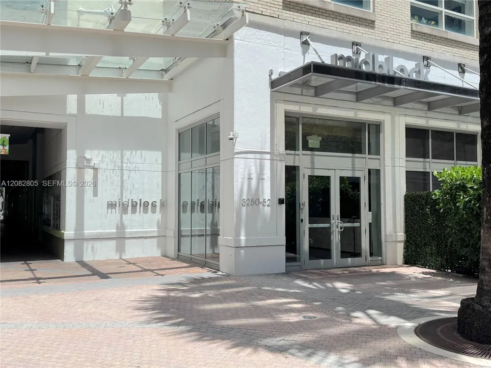 3250 NE 1st Ave #616 Miami, FL 33137