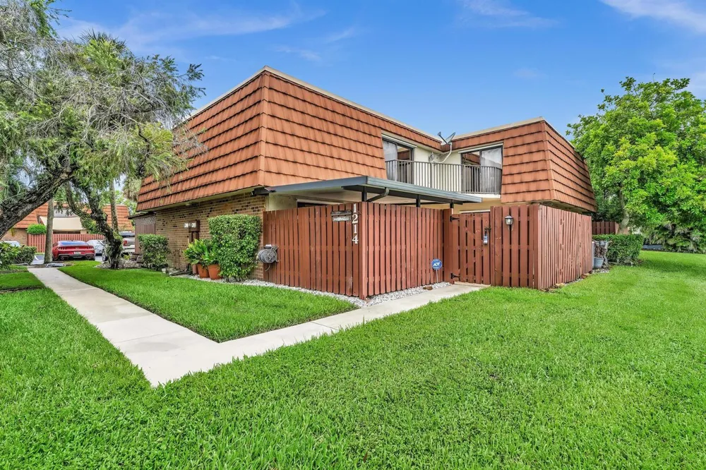 1214 SW 120TH WAY #1214 Davie, FL 33325