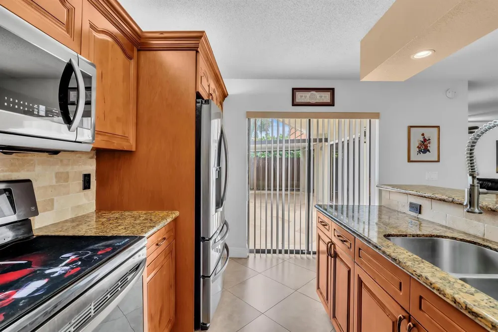 1214 SW 120TH WAY #1214 Davie, FL 33325