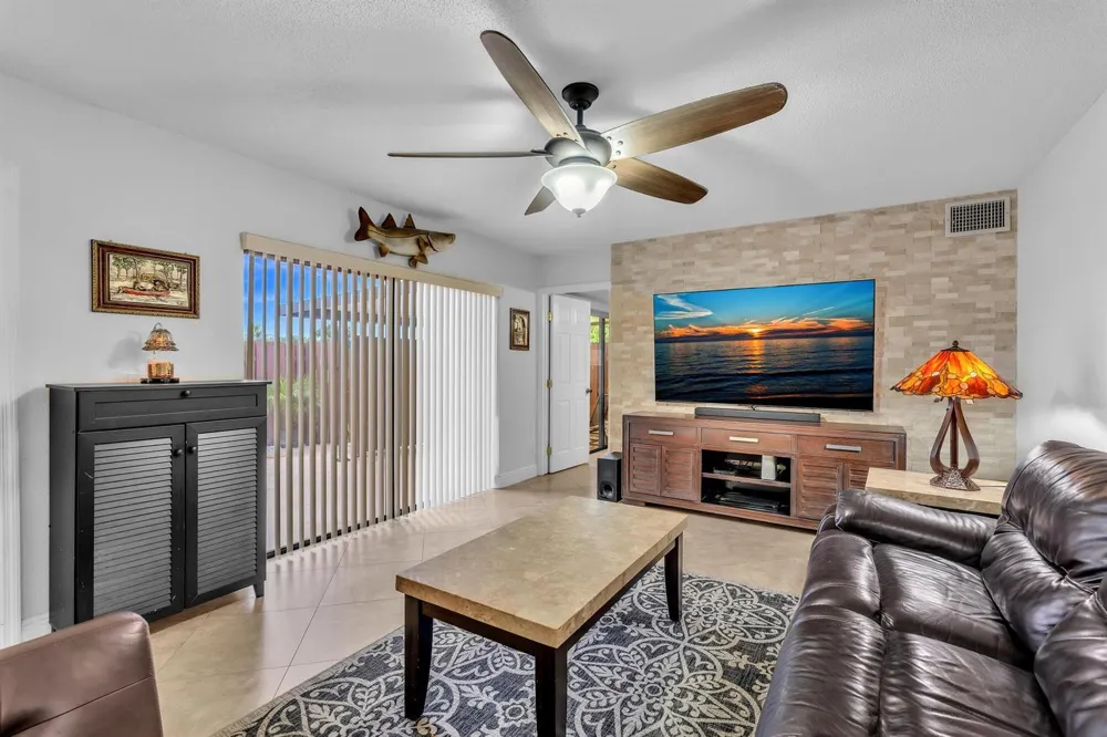 1214 SW 120TH WAY #1214 Davie, FL 33325