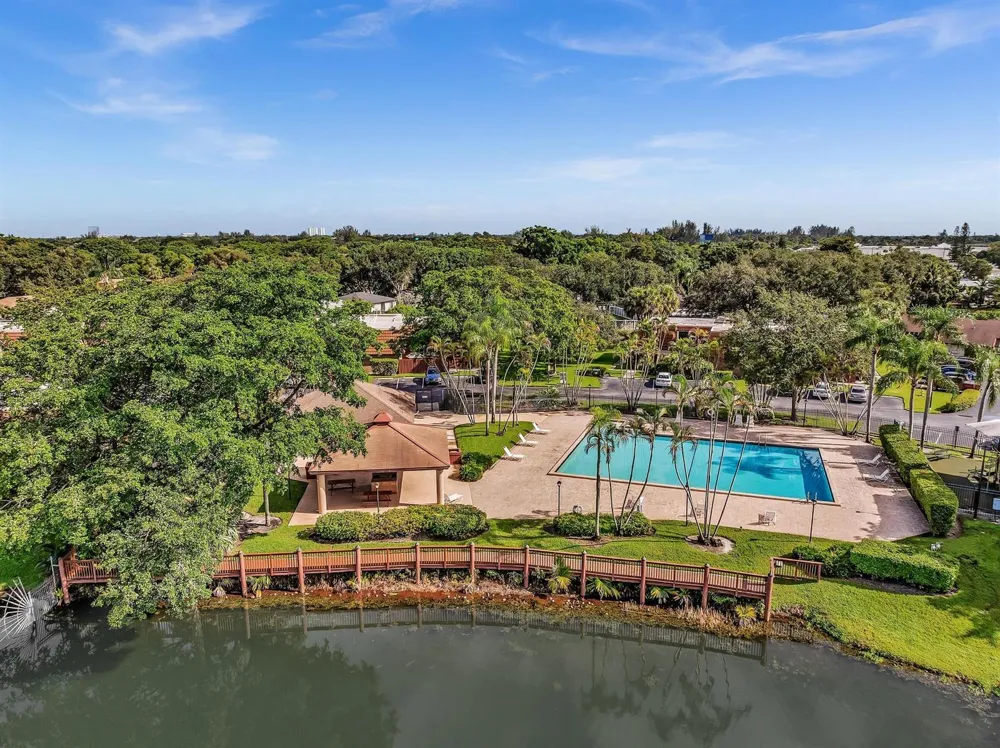 1214 SW 120TH WAY #1214 Davie, FL 33325