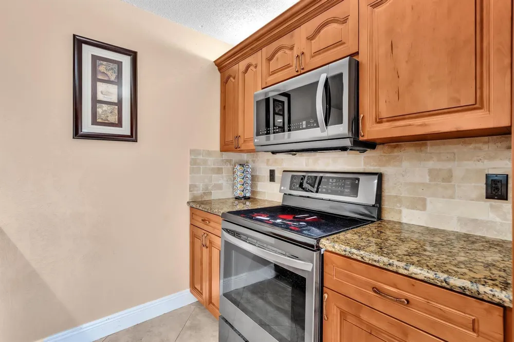 1214 SW 120TH WAY #1214 Davie, FL 33325