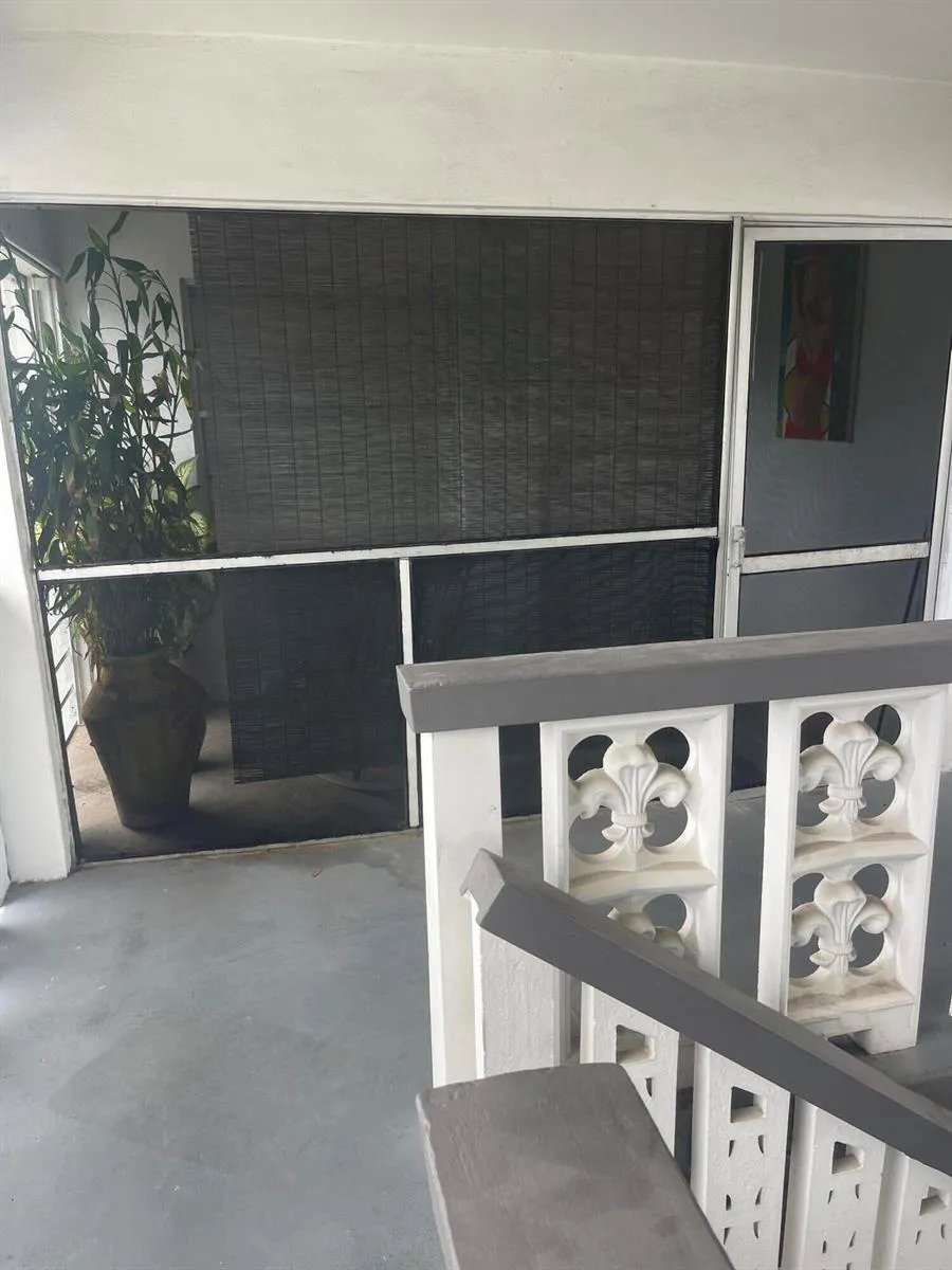 1700 Cleveland Street #Apt 204 Hollywood, FL 33020