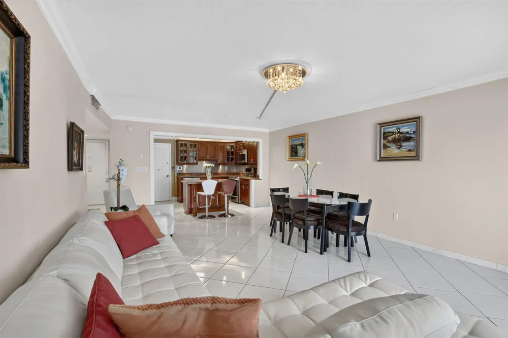 1701 S OCEAN DRIVE #902 Hollywood, FL 33019