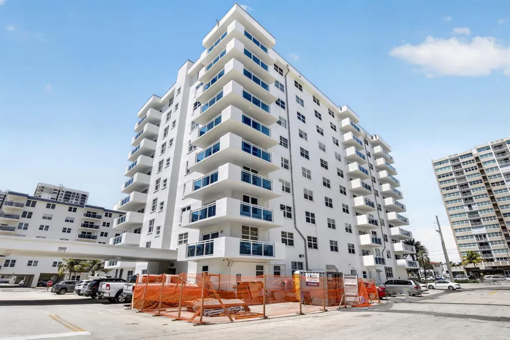 1701 S OCEAN DRIVE #902 Hollywood, FL 33019