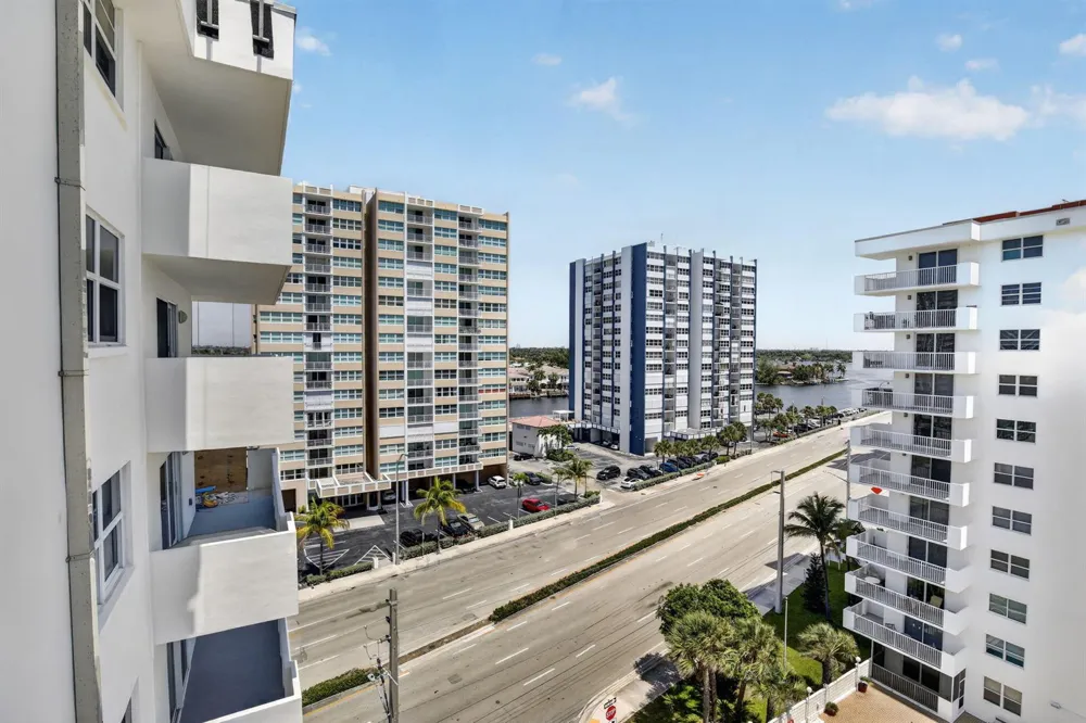 1701 S OCEAN DRIVE #902 Hollywood, FL 33019