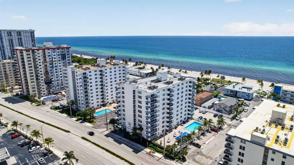 1701 S OCEAN DRIVE #902 Hollywood, FL 33019