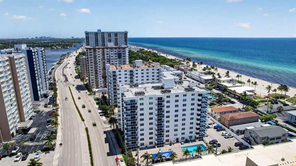 1701 S OCEAN DRIVE #902 Hollywood, FL 33019