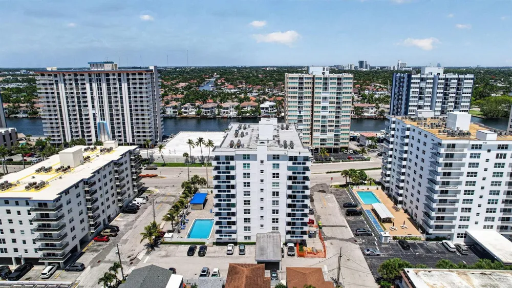1701 S OCEAN DRIVE #902 Hollywood, FL 33019