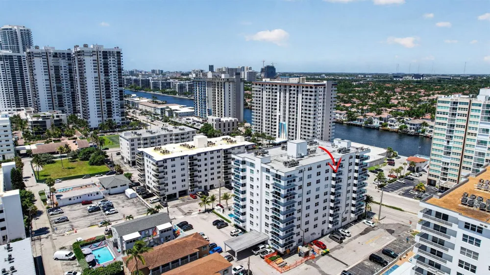 1701 S OCEAN DRIVE #902 Hollywood, FL 33019