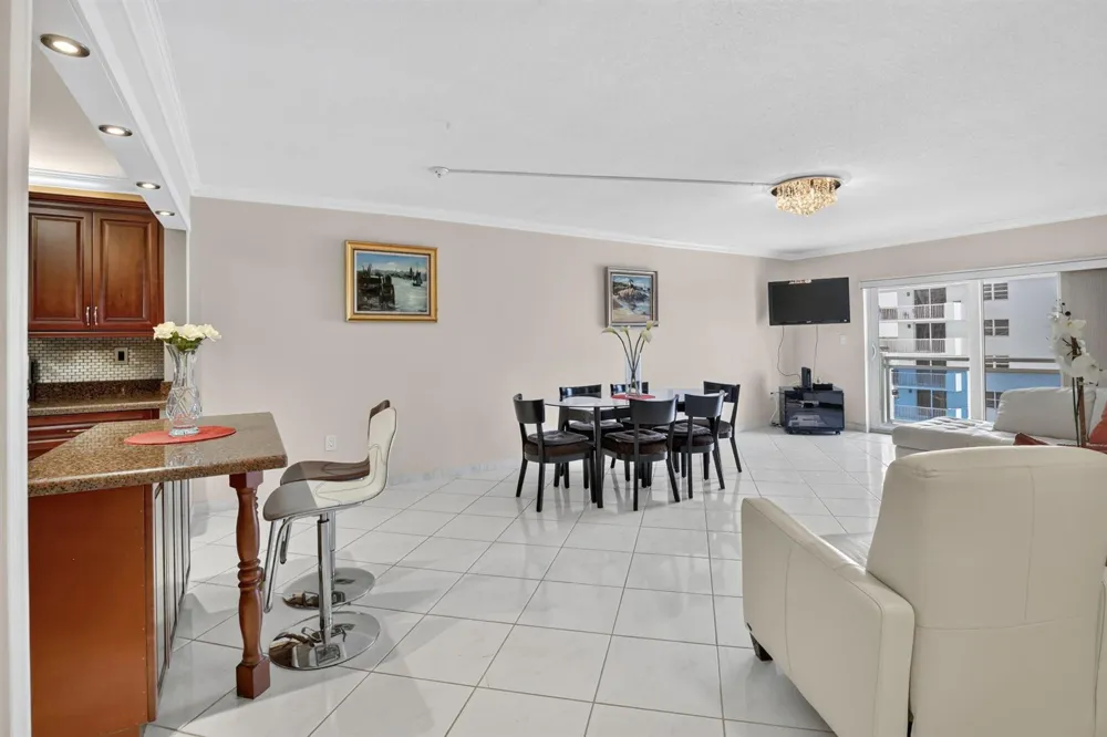 1701 S OCEAN DRIVE #902 Hollywood, FL 33019