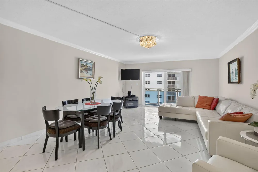 1701 S OCEAN DRIVE #902 Hollywood, FL 33019
