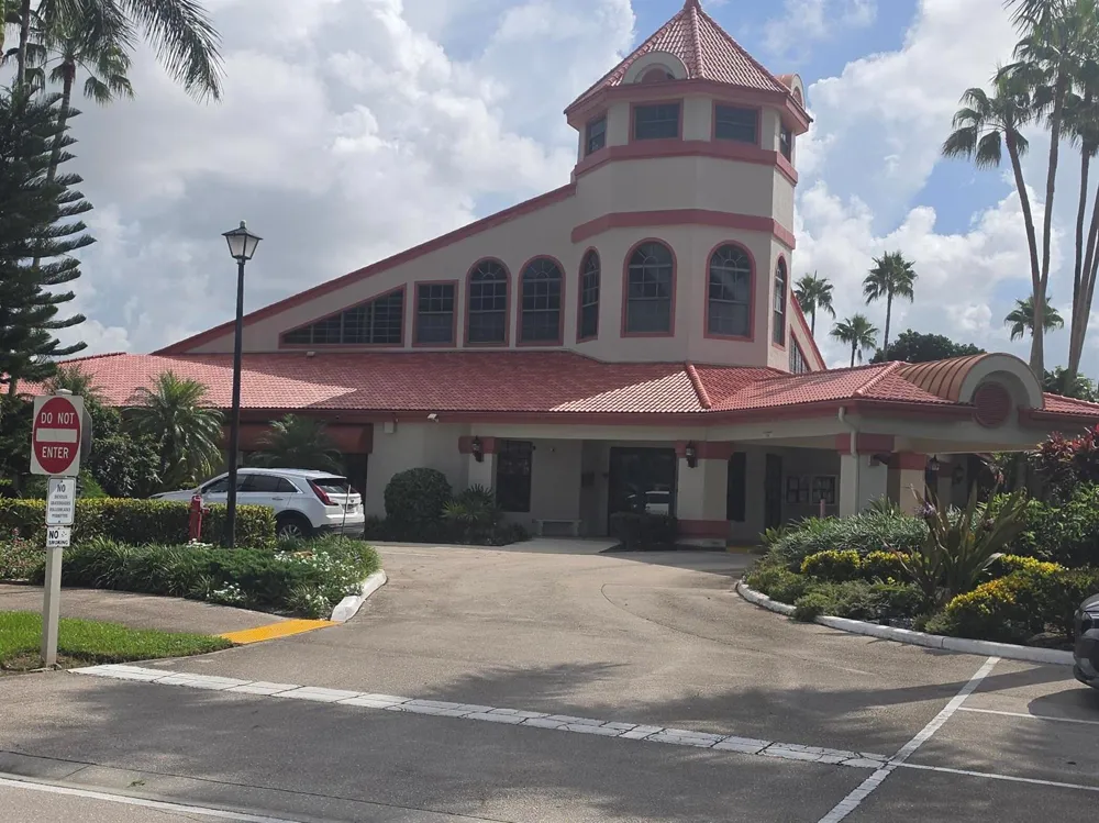 7852 Lexington Club Boulevard #B Delray Beach, FL 33446