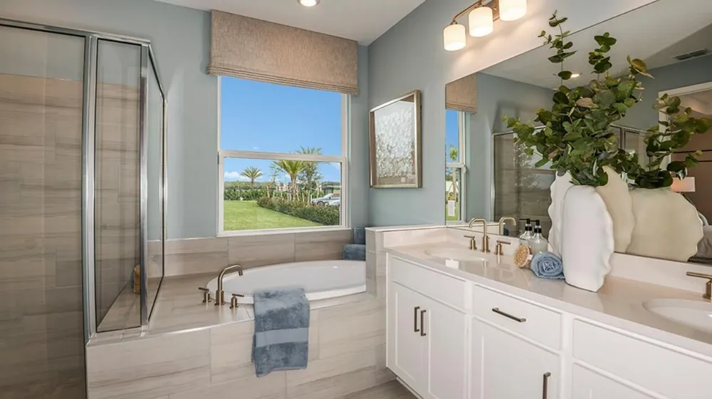 684 SE RANCH OAK CIRCLE Port St. Lucie, FL 34984