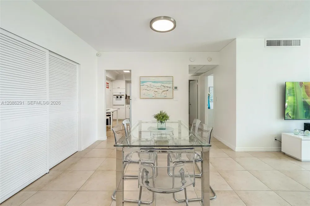 3801 S Ocean Dr #9T Hollywood, FL 33019