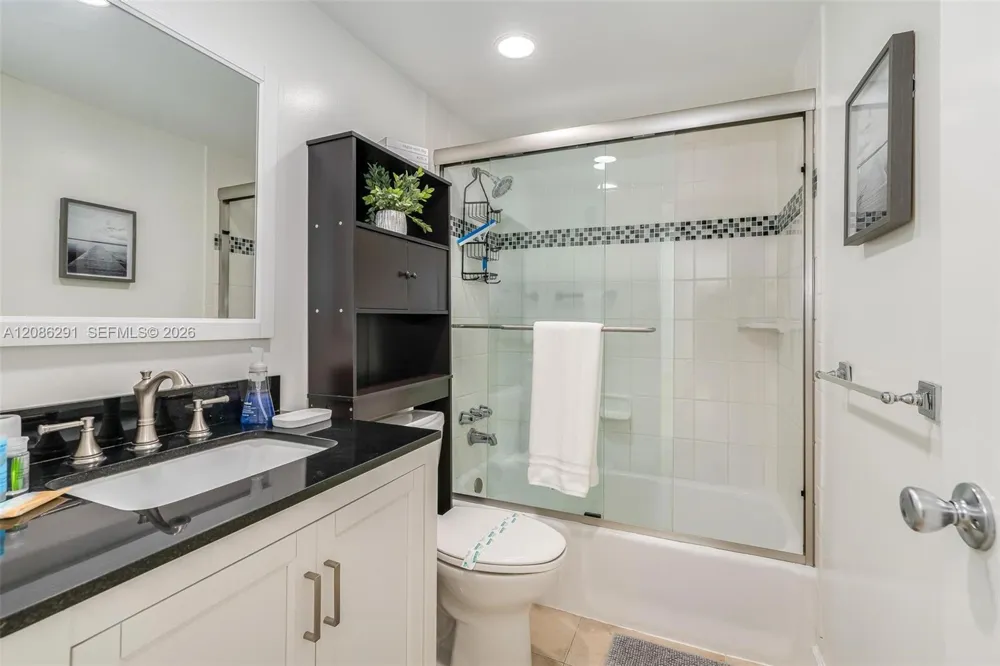 3801 S Ocean Dr #9T Hollywood, FL 33019