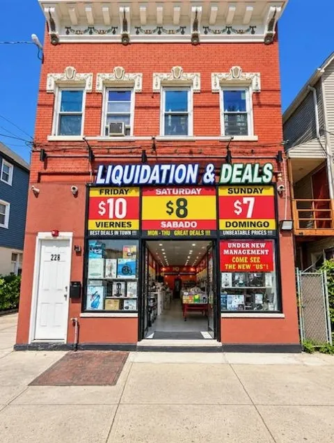 228 HALL AVE