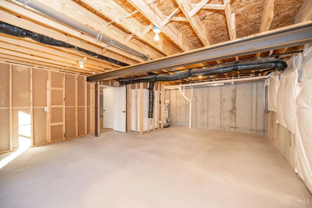 1319 Peregrine Way Hamilton, OH 45013