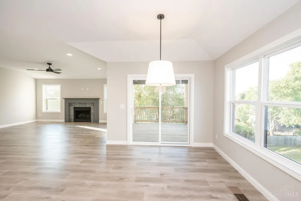 1319 Peregrine Way Hamilton, OH 45013