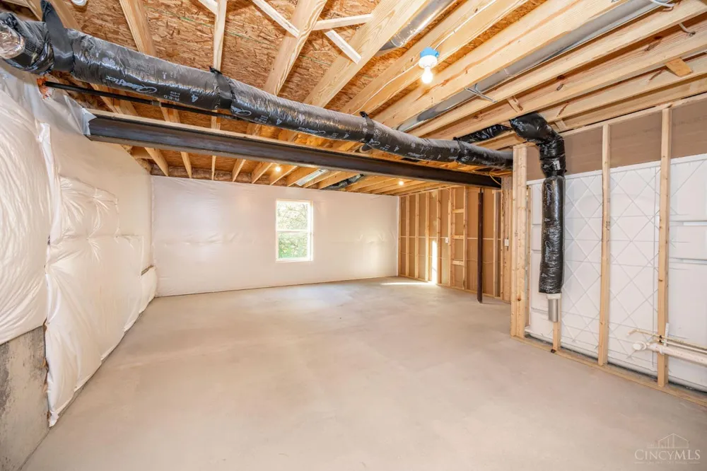 1319 Peregrine Way Hamilton, OH 45013