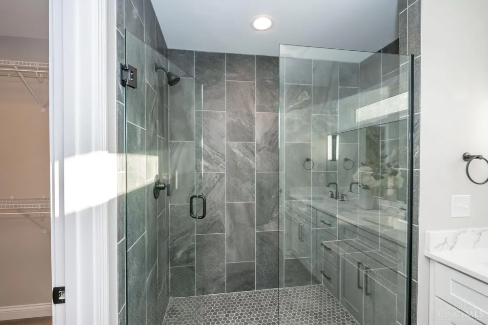 1319 Peregrine Way Hamilton, OH 45013