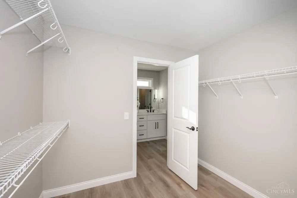 1319 Peregrine Way Hamilton, OH 45013
