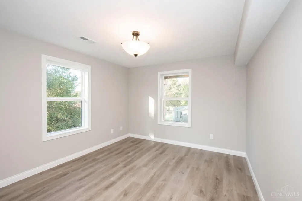 1319 Peregrine Way Hamilton, OH 45013