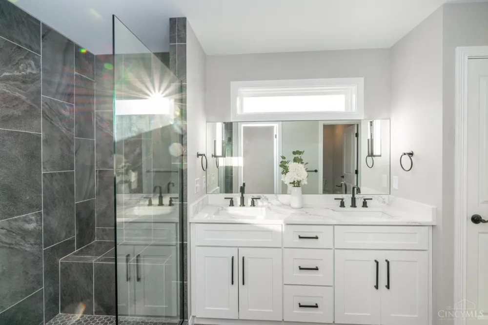 1319 Peregrine Way Hamilton, OH 45013