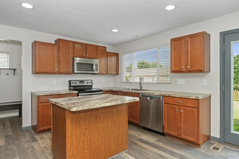 3122 Village View Lane Hamilton, OH 45152