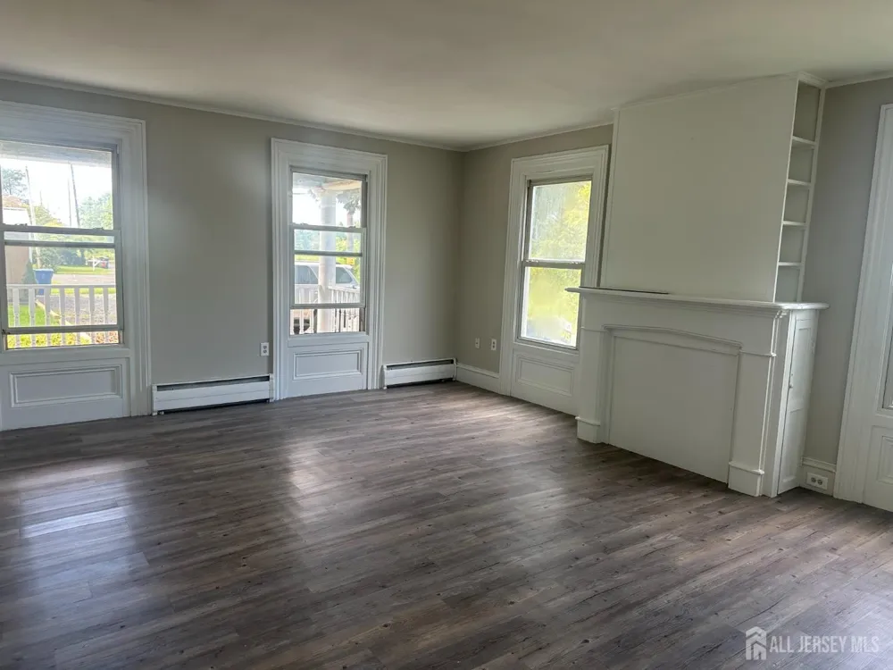 6 Public Road #1 Monroe, NJ 08831