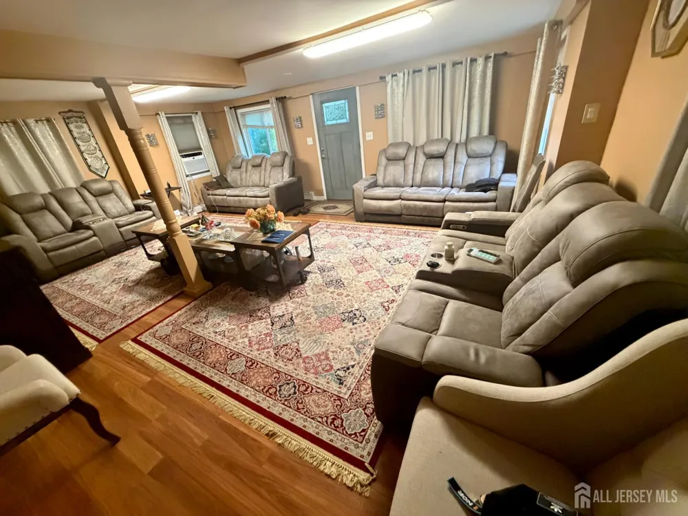17 Old New Road South Brunswick, NJ 08852