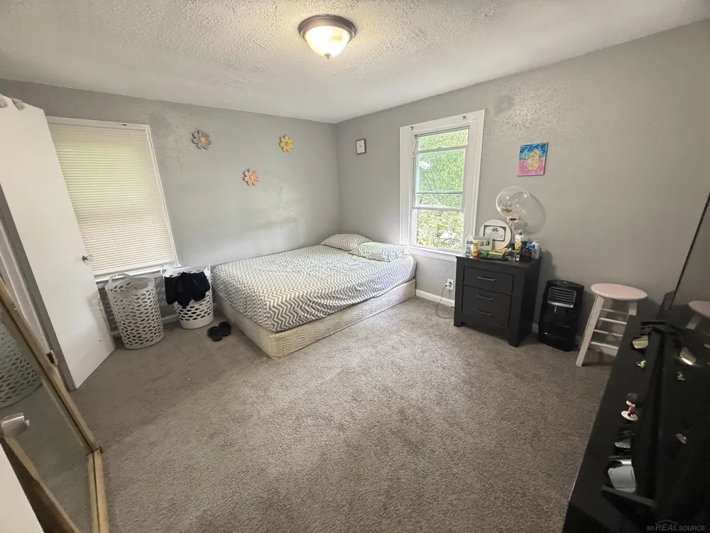 13135 Kilbourne Road Detroit City, MI 48213
